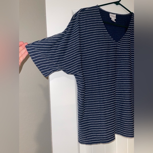 Weekends Navy Tee - Picture 3 of 4